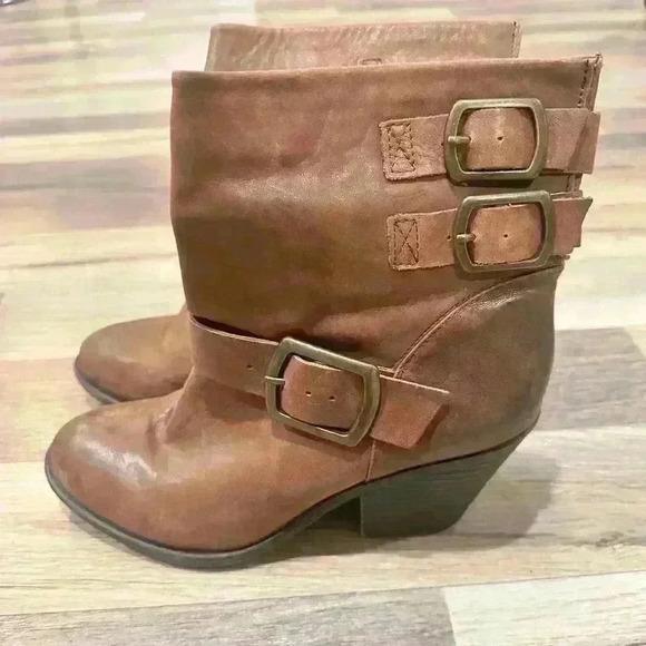 Lucky Brand Western Boot 8.5w Cognac Brown Leather "TOMMIE" Buckles Block Heel - Picture 5 of 7